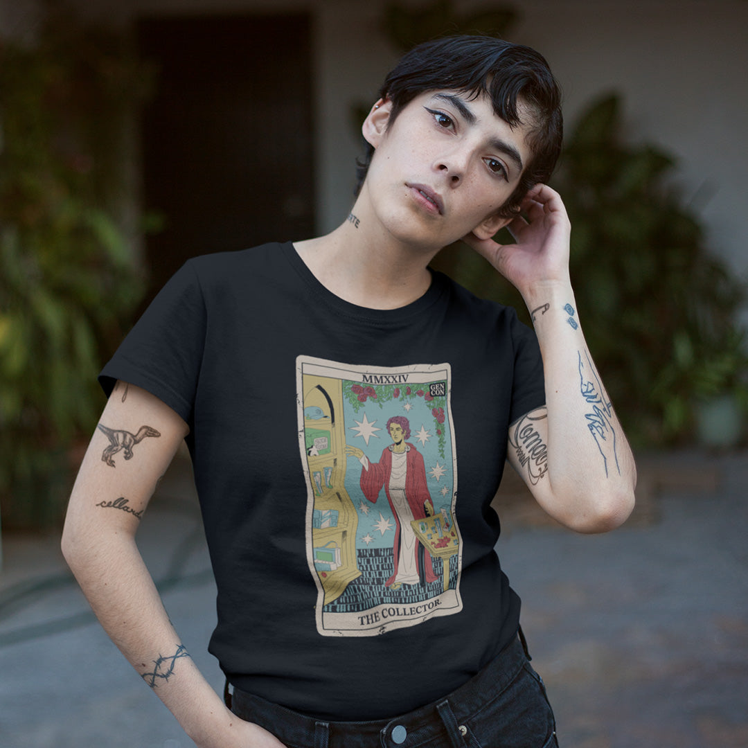 Gen Con The Collector Tarot Card Femme T-Shirt | Rollacrit